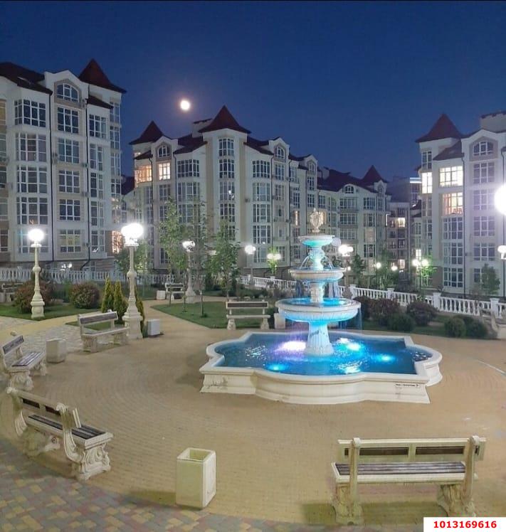 Фото №2: 1-комнатная квартира 60 м² - Геленджик, жилой комплекс Лазурный-2, мкр. жилой комплекс Лазурный-2, ул. Верхняя, 4к3