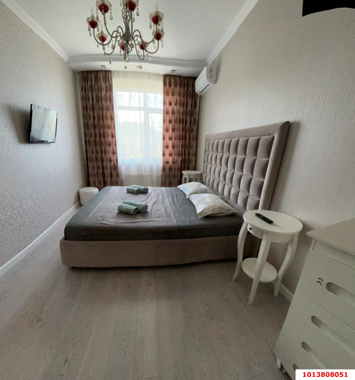 Фото №10: 2-комнатная квартира 71 м² - Кабардинка, Карасунский внутригородской округ, мкр. Комсомольский, ул. Мира, 15