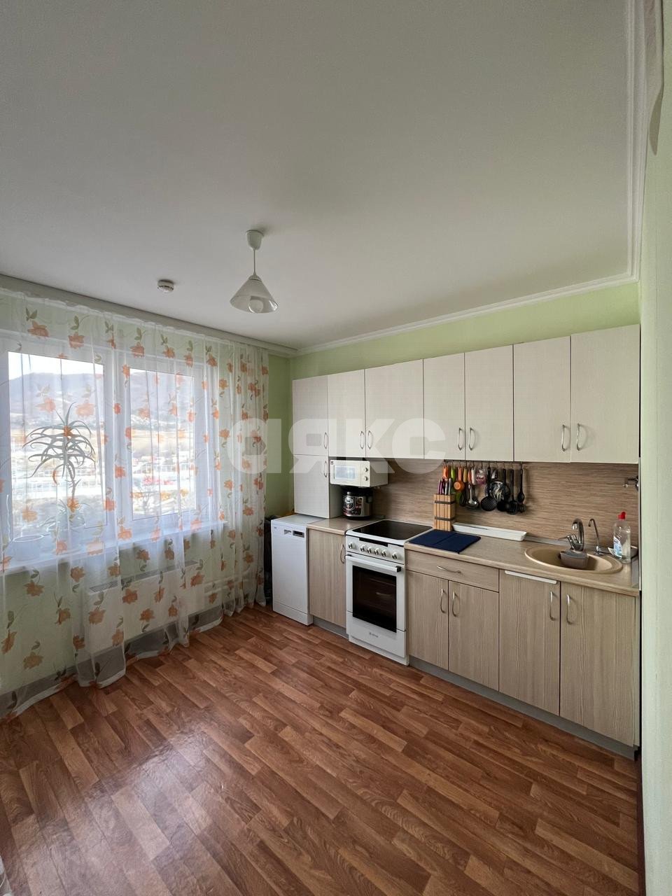 Фото №7: 2-комнатная квартира 60 м² - Геленджик, Северный, мкр. жилой комплекс Кубанская Марка, ул. Маршала Жукова, 1к5