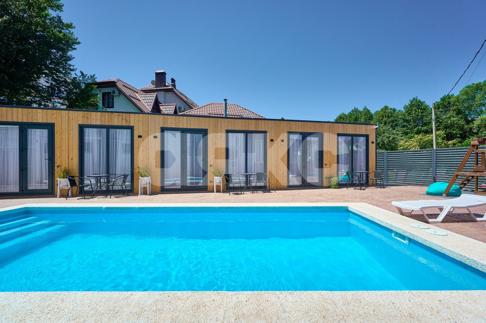 Фото №16: Коммерция 900 м² - Архипо-Осиповка, ул. Заречная, 15