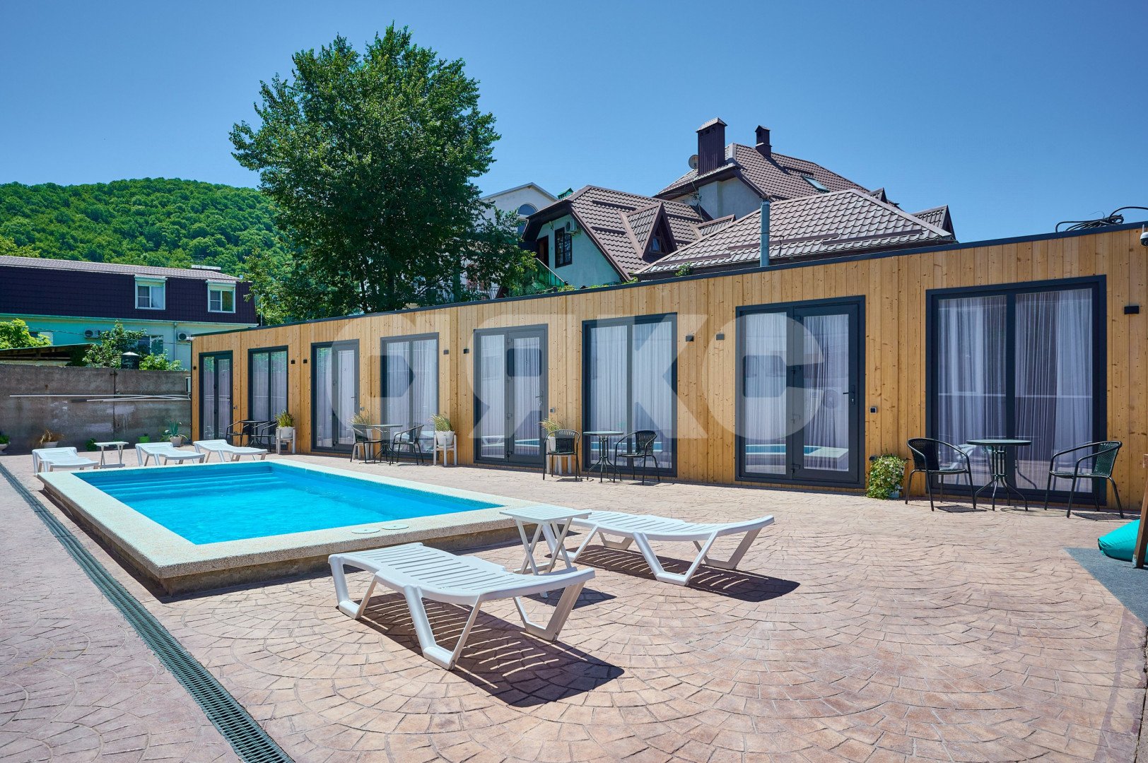 Фото №10: Коммерция 900 м² - Архипо-Осиповка, ул. Заречная, 15