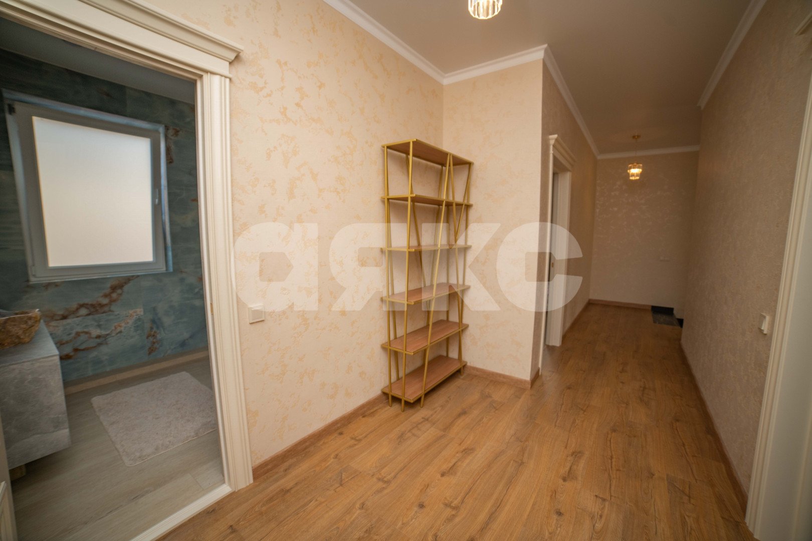 Фото №19: Дом 304 м² + 4 сот. - Геленджик, ул. Покровского, 15