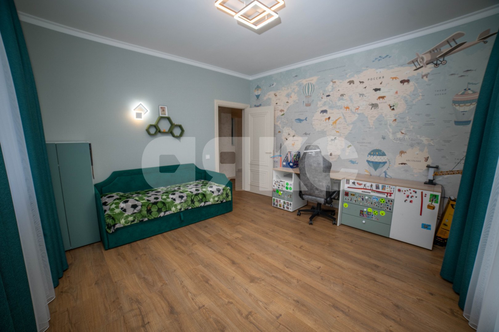 Фото №26: Дом 304 м² + 4 сот. - Геленджик, ул. Покровского, 15