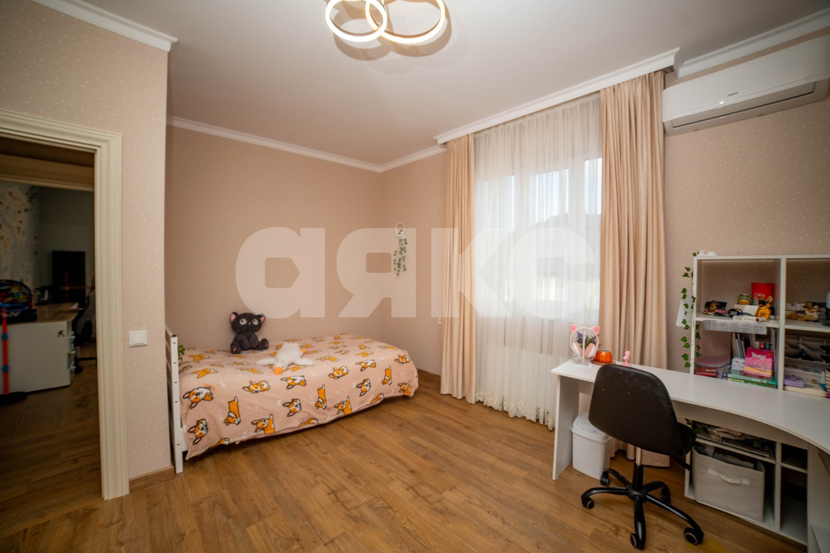 Фото №29: Дом 304 м² + 4 сот. - Геленджик, ул. Покровского, 15