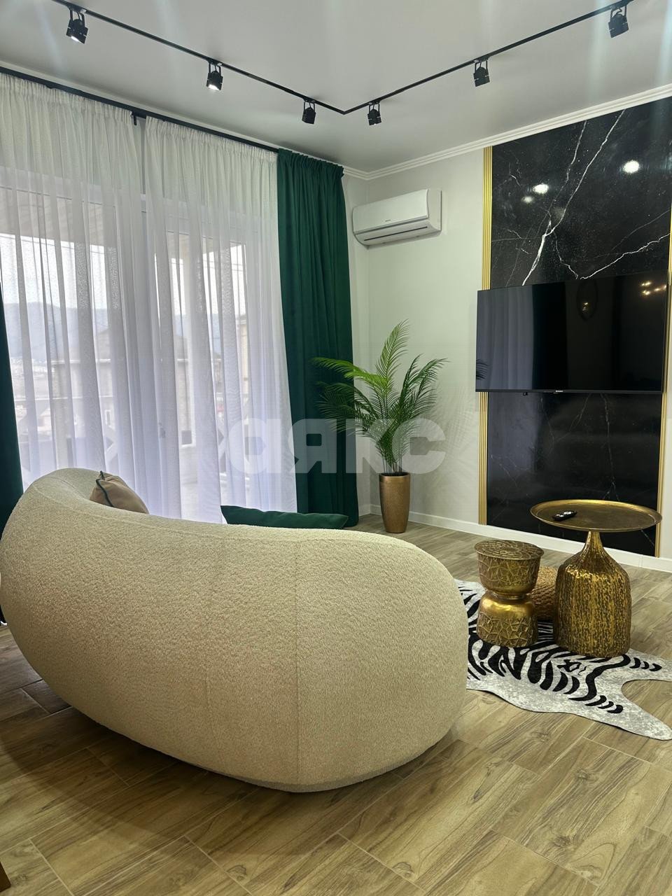 Фото №6: Дом 166 м² + 4.8 сот. - Геленджик, мкр. Персиковый сад