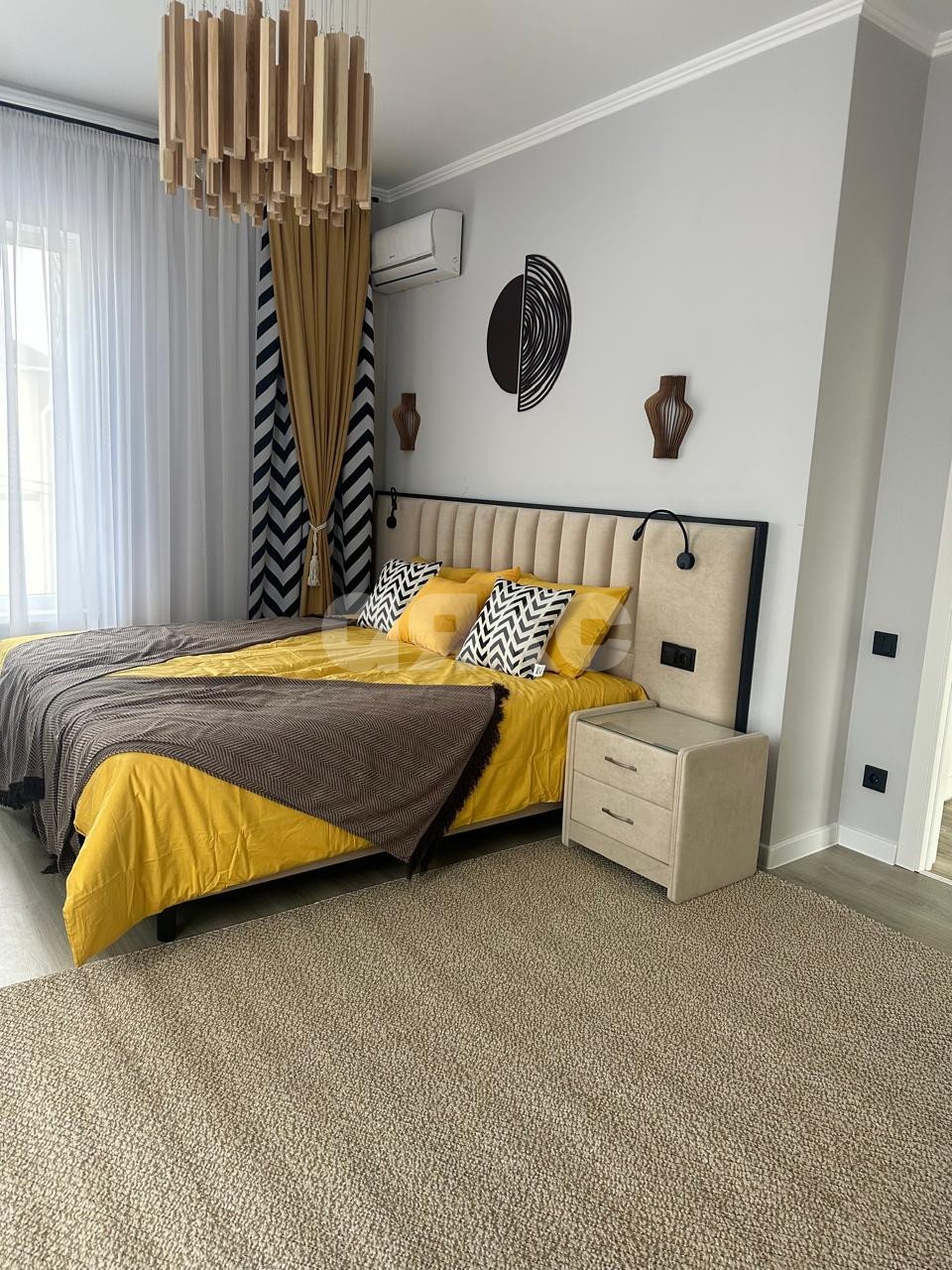 Фото №1: Дом 166 м² + 4.8 сот. - Геленджик, мкр. Персиковый сад