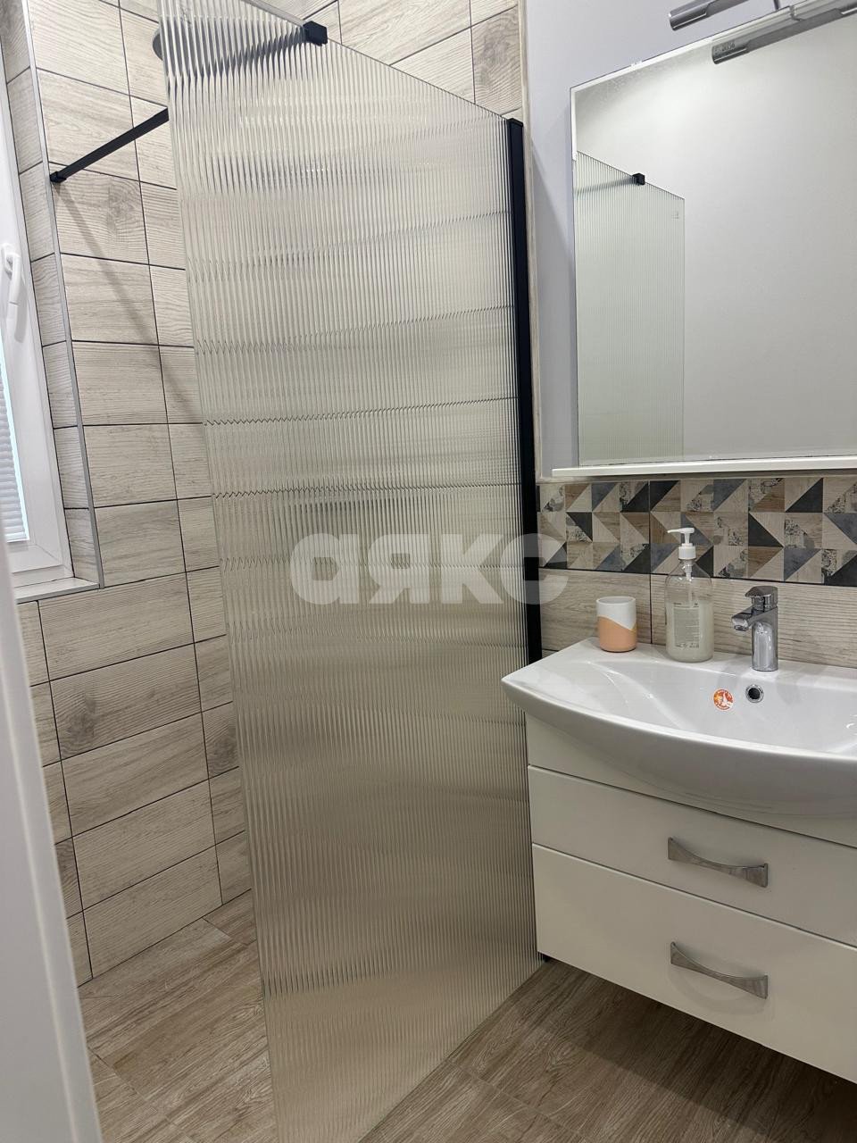 Фото №12: Дом 166 м² + 4.8 сот. - Геленджик, мкр. Персиковый сад