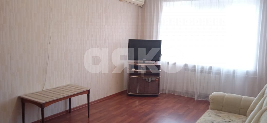 Фото №1: 3-комнатная квартира 65 м² - Геленджик, ул. Свердлова, 30