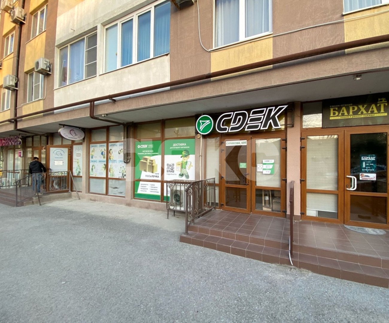 Фото №7: Коммерция 87 м² - Геленджик, Магилат, мкр. жилой комплекс Южный квартал, ул. Сурикова, 60В