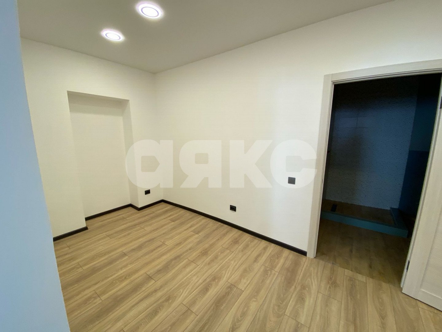 Фото №2: Коммерция 171 м² - Геленджик, ул. Новороссийская, 166Д