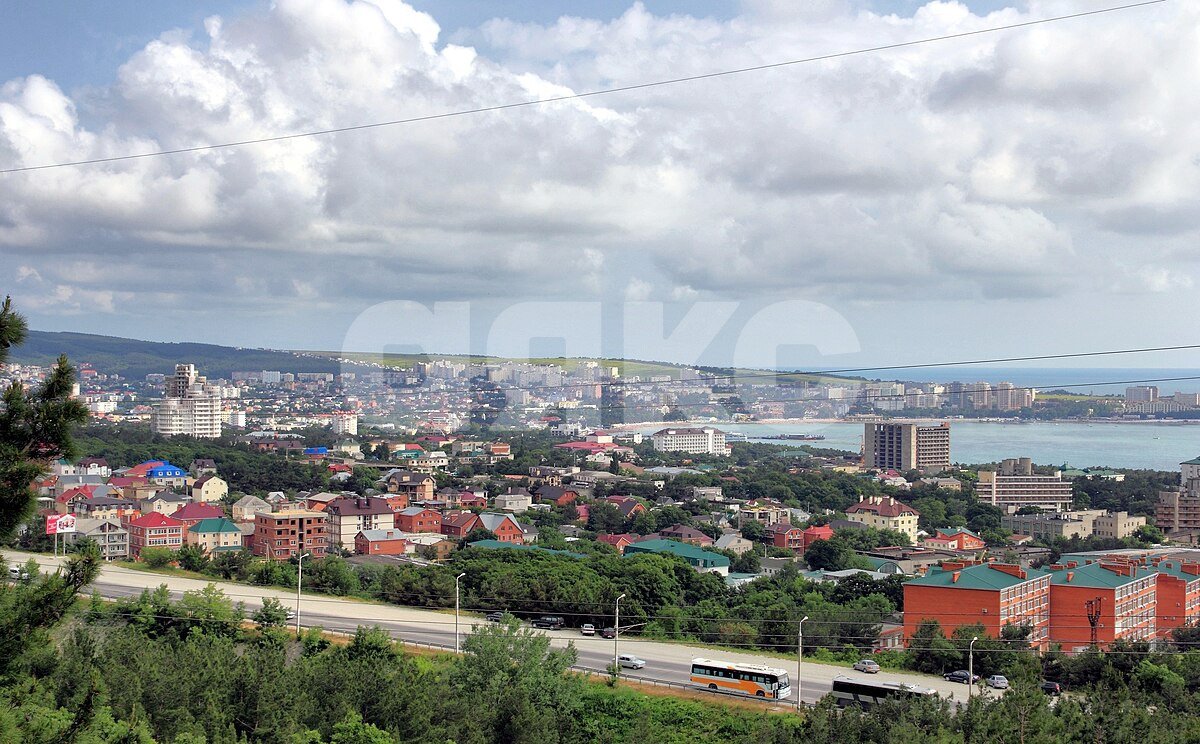 Фото №8: 2-комнатная квартира 69 м² - Геленджик, ул. Киевская, 48