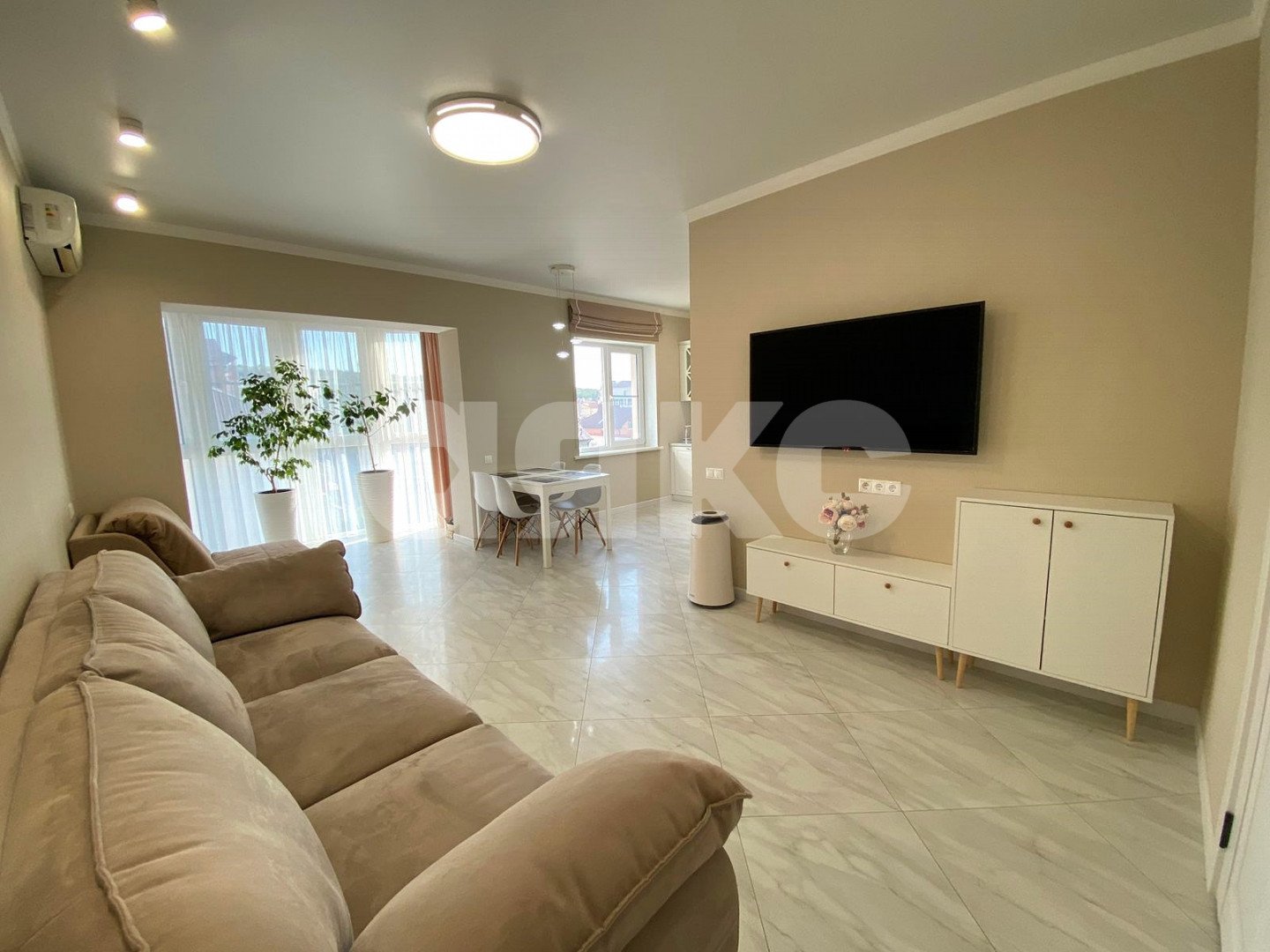 Фото №1: 2-комнатная квартира 59 м² - Геленджик, Магилат, мкр. Магилат, ул. Приветливая, 44