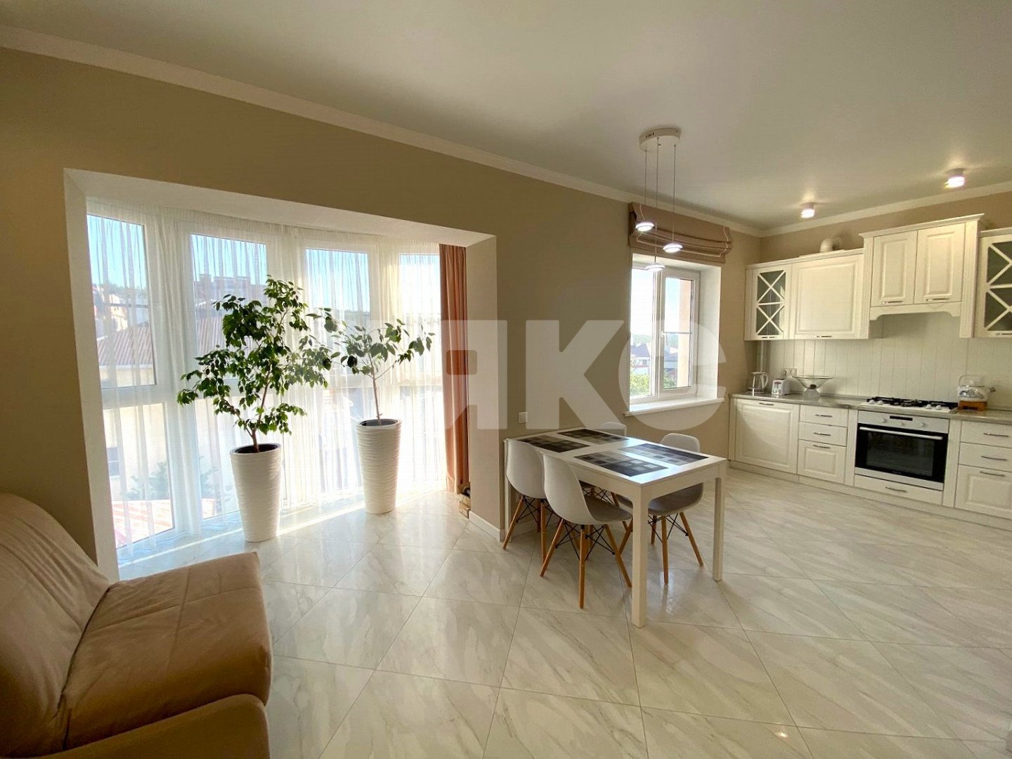 Фото №2: 2-комнатная квартира 59 м² - Геленджик, Магилат, мкр. Магилат, ул. Приветливая, 44