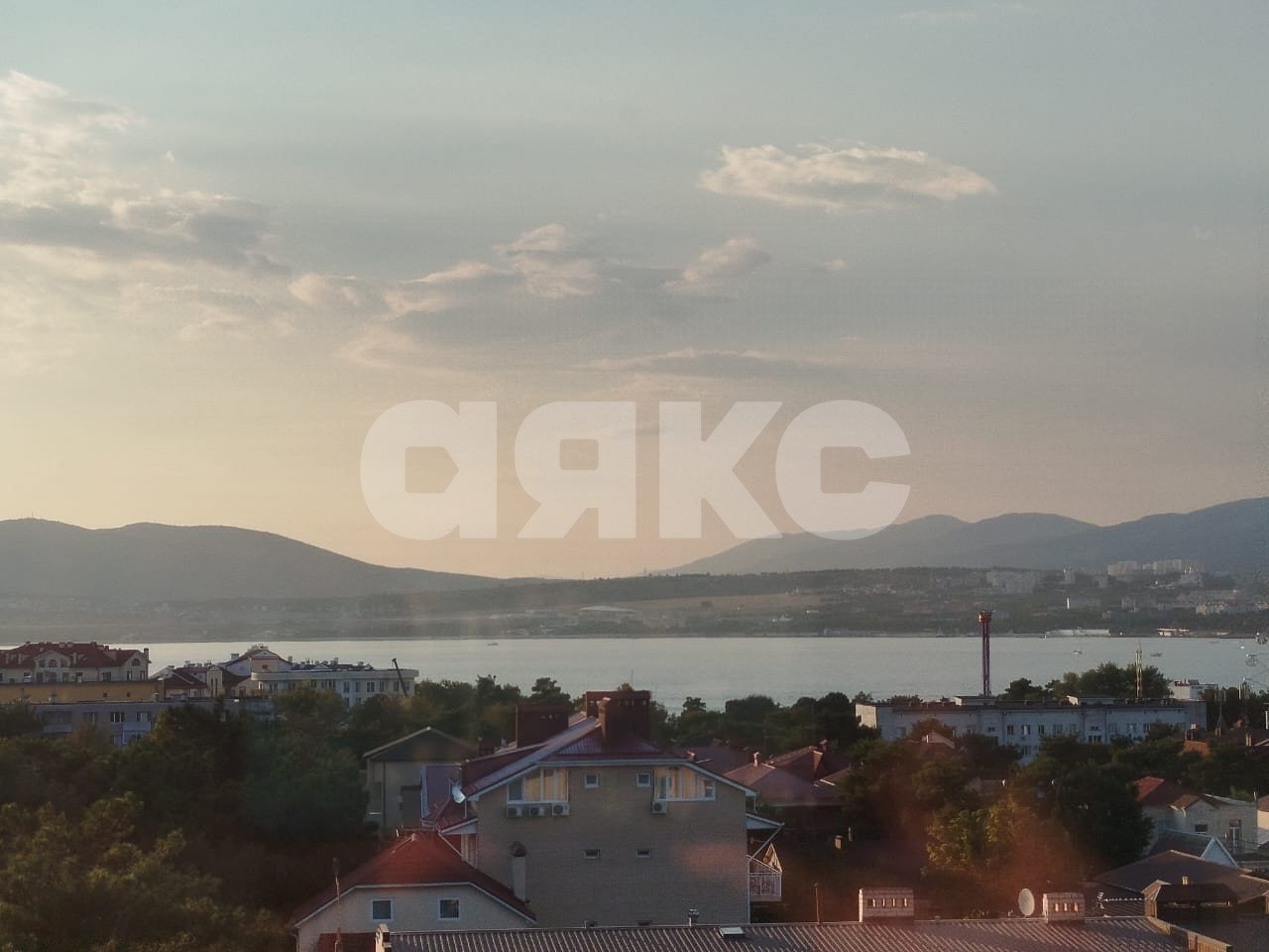 Фото №33: 2-комнатная квартира 136 м² - Геленджик, ул. Севастопольская, 19