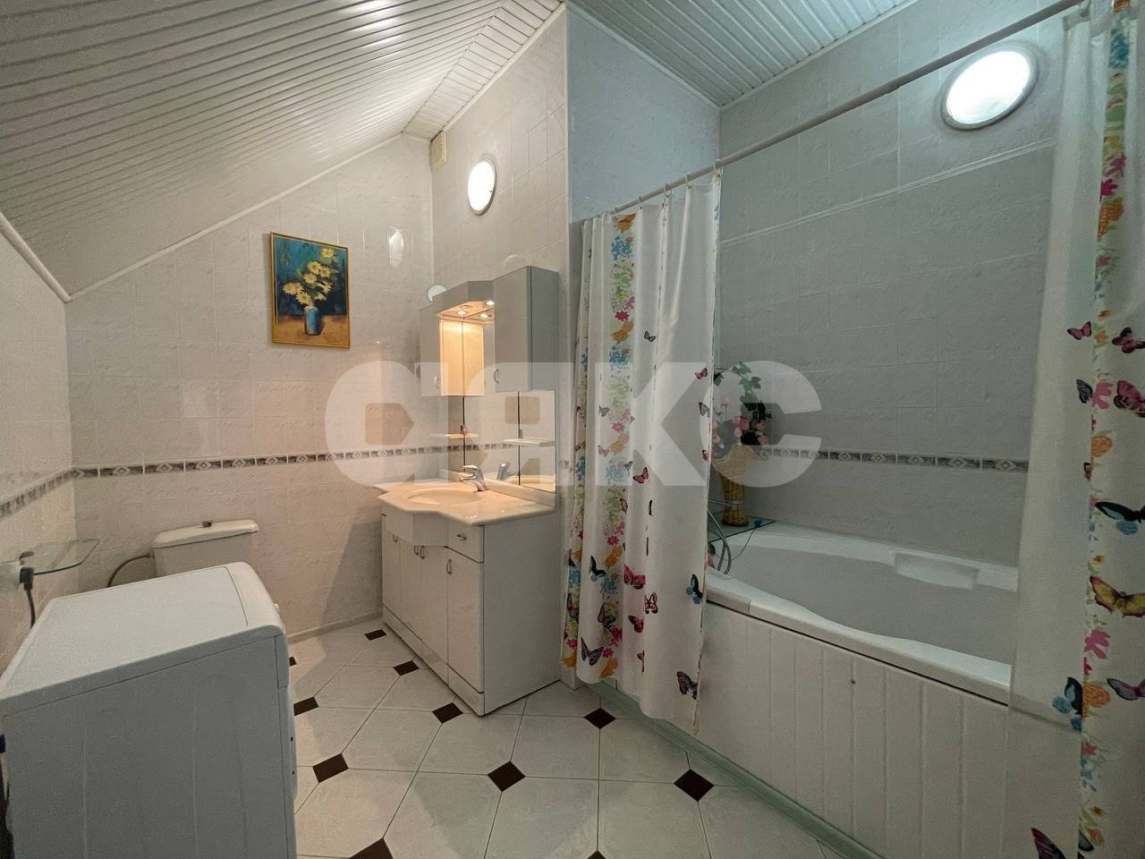 Фото №18: 2-комнатная квартира 136 м² - Геленджик, ул. Севастопольская, 19