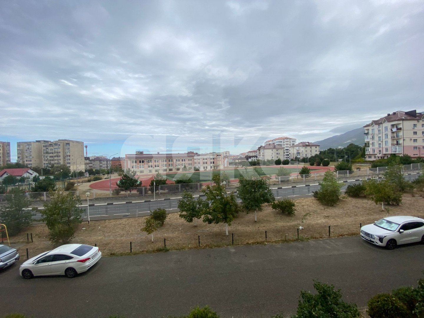 Фото №38: 4-комнатная квартира 97 м² - Геленджик, Южный, мкр. Южный, ул. Жуковского, 18