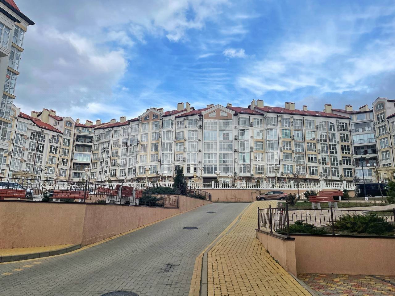 Фото №13: 2-комнатная квартира 72 м² - Геленджик, жилой комплекс Лазурный-2, мкр. жилой комплекс Лазурный-2, ул. Верхняя, 4к3