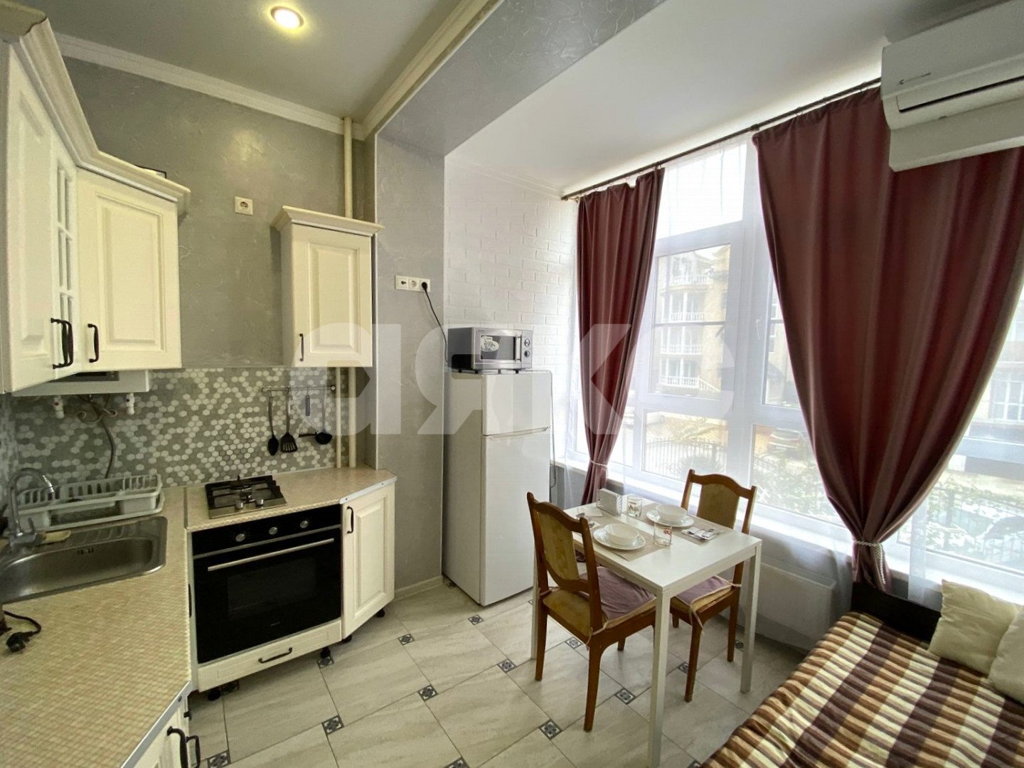 Фото №1: 1-комнатная квартира 29 м² - Геленджик, Толстый Мыс, жилой комплекс Черноморский-2, Толстый Мыс, мкр. жилой комплекс Черноморский-2, ул. Крымская, 22к23