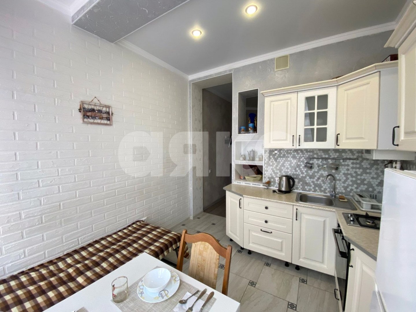 Фото №2: 1-комнатная квартира 29 м² - Геленджик, Толстый Мыс, жилой комплекс Черноморский-2, Толстый Мыс, мкр. жилой комплекс Черноморский-2, ул. Крымская, 22к23