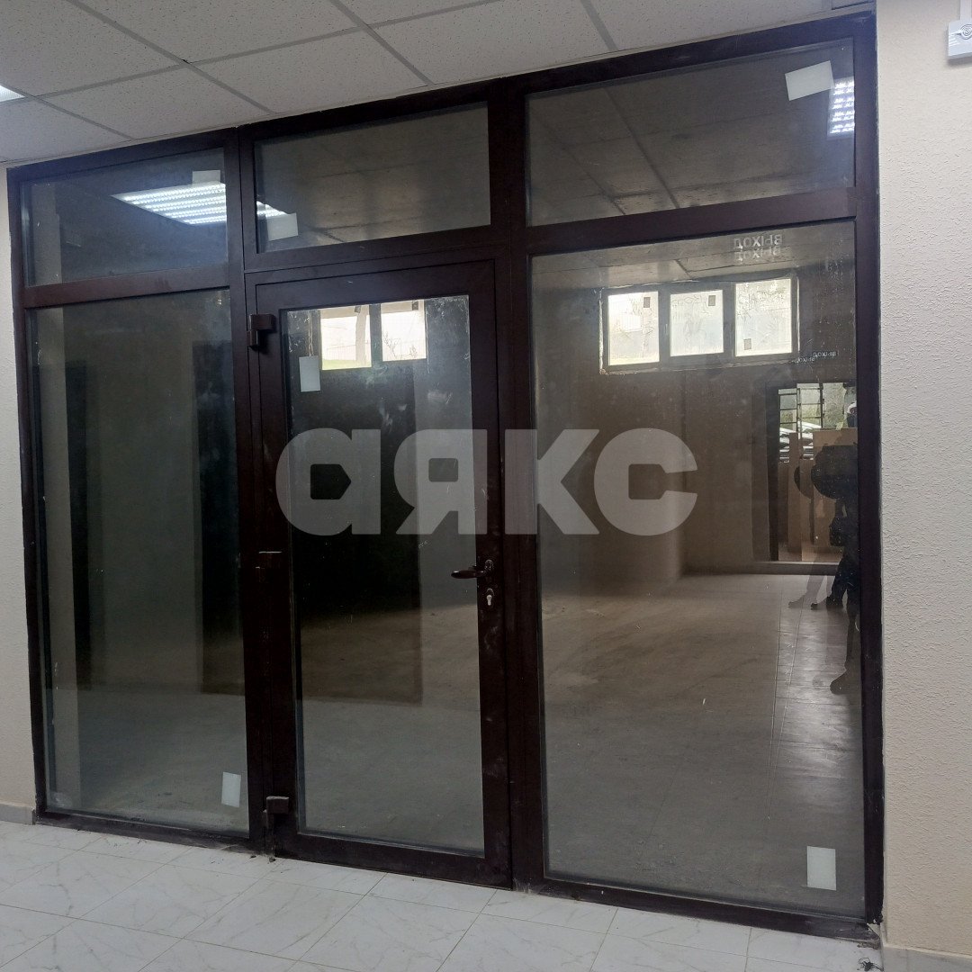 Фото №2: Коммерция 66 м² - Геленджик, Северный, мкр. Северный, ул. Маршала Жукова, 2к1