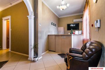 Фото №3: Дом 500 м² - Краснодар, мкр. Фестивальный, ул. Карла Маркса, 108