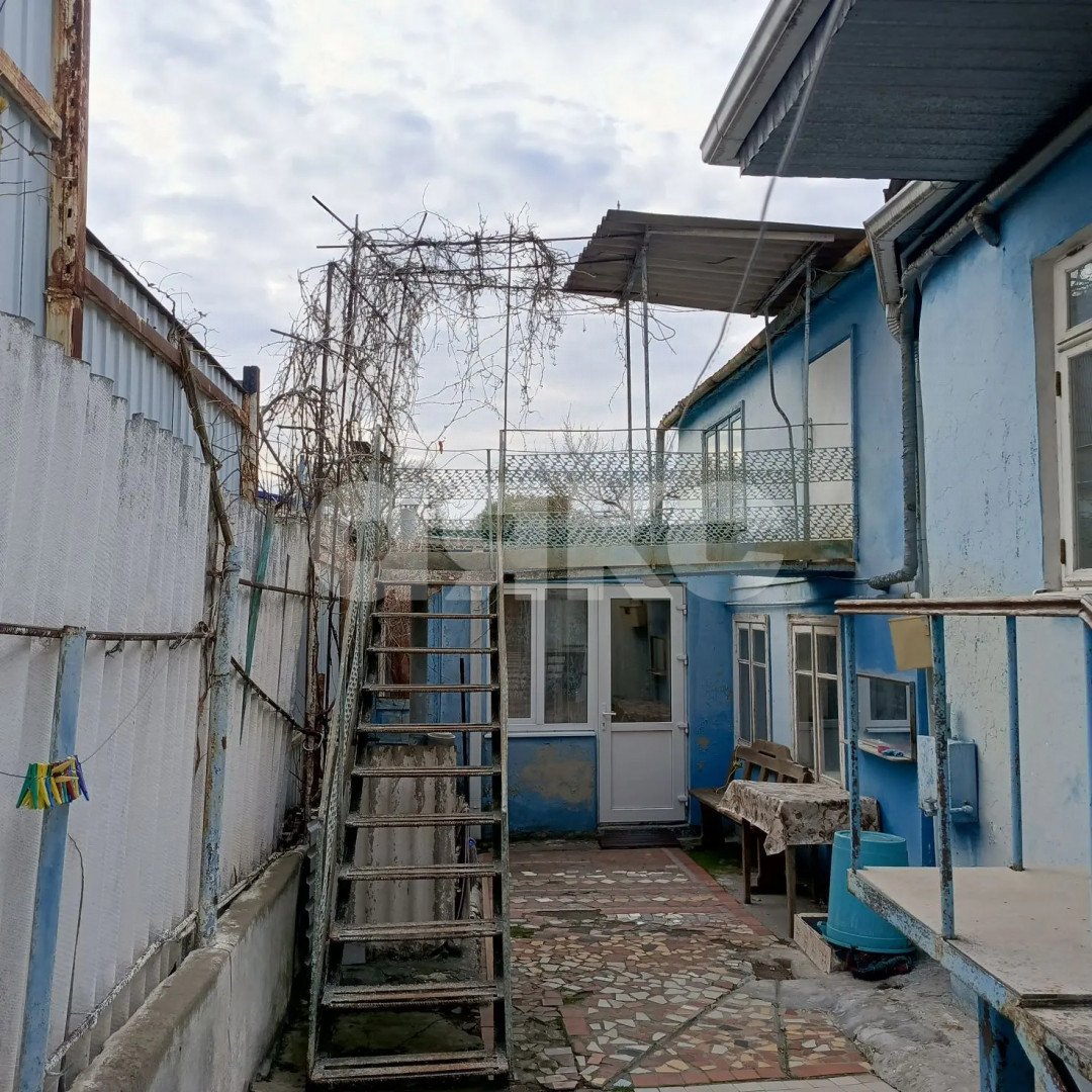 Фото №1: Дом 137 м² + 2.8 сот. - Геленджик, ул. Фурманова, 27