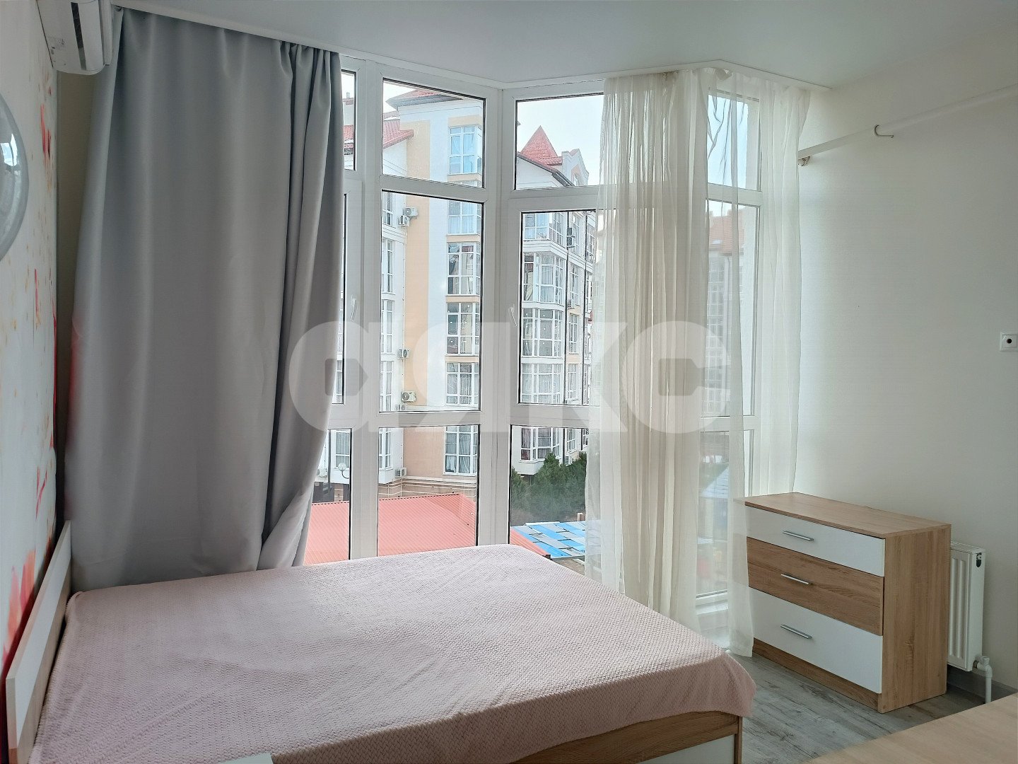 Фото №10: 2-комнатная квартира 74 м² - Геленджик, жилой комплекс Лазурный-2, мкр. жилой комплекс Лазурный-2, ул. Верхняя, 4к7