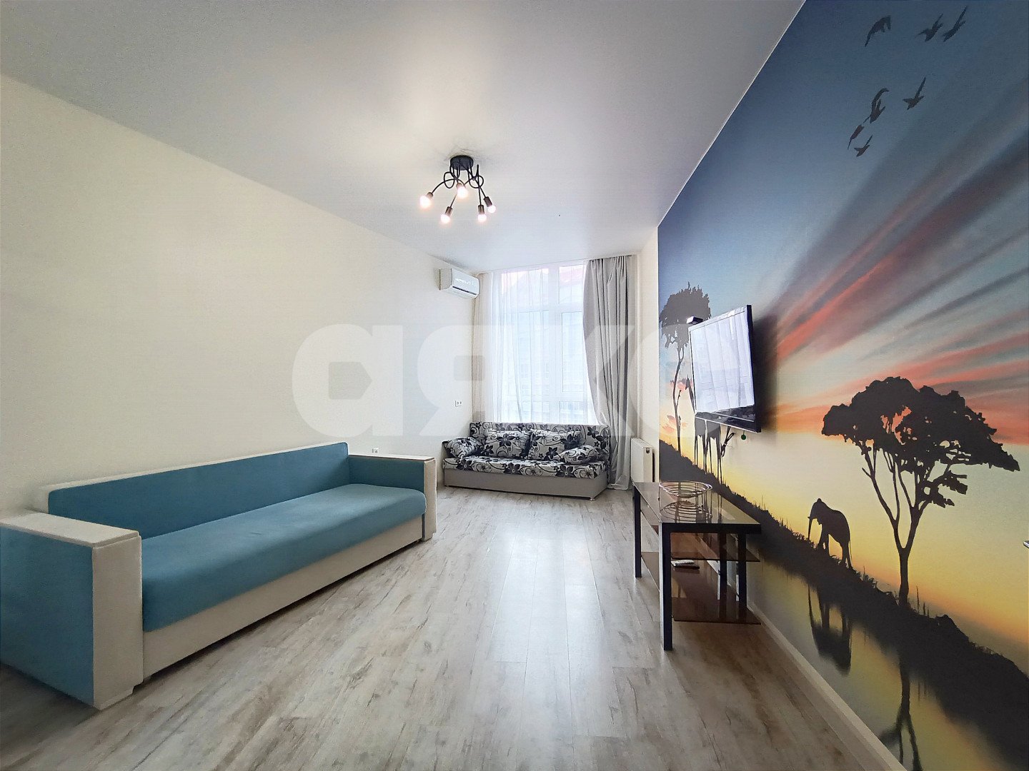 Фото №5: 2-комнатная квартира 74 м² - Геленджик, жилой комплекс Лазурный-2, мкр. жилой комплекс Лазурный-2, ул. Верхняя, 4к7