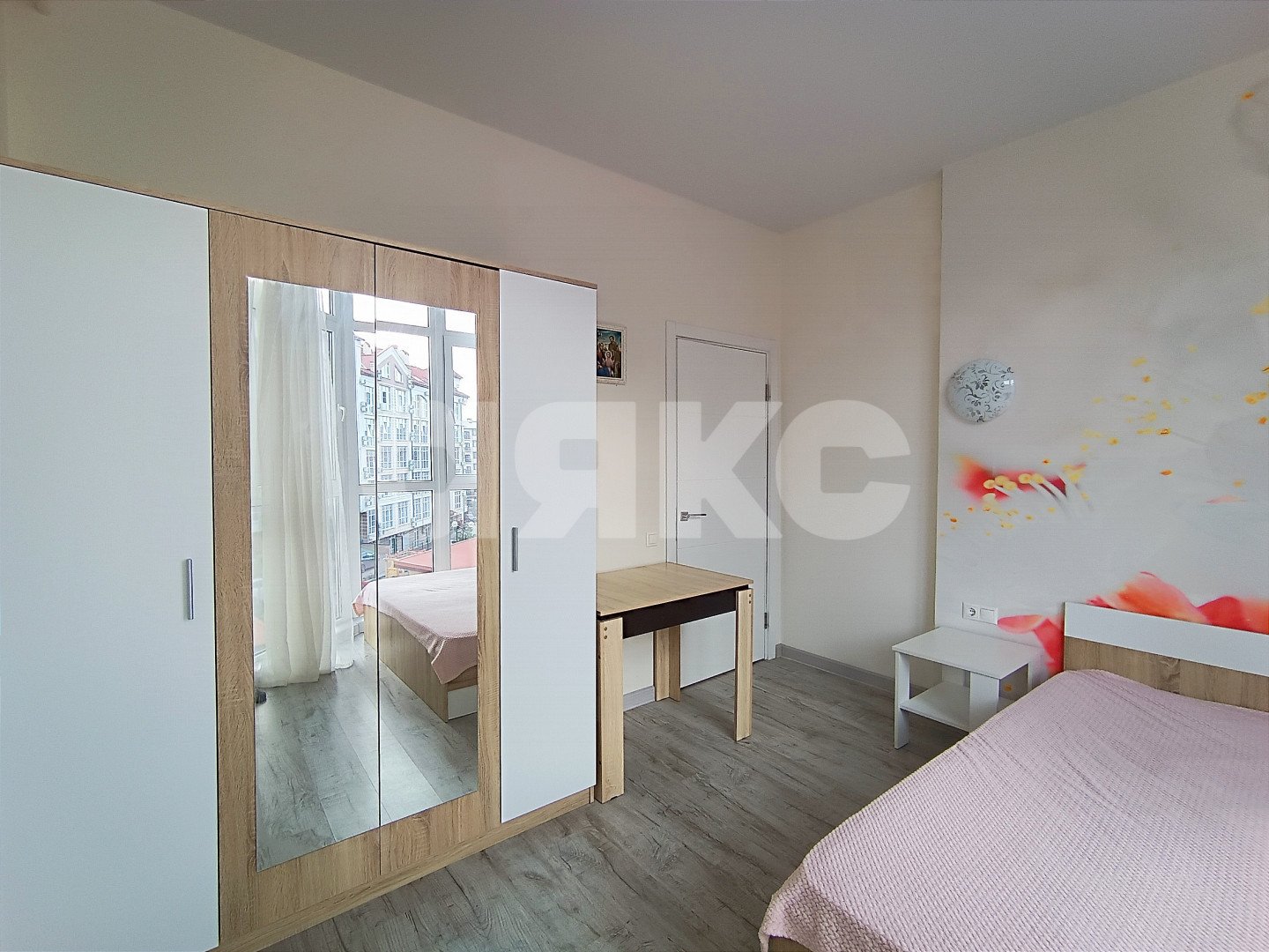 Фото №11: 2-комнатная квартира 74 м² - Геленджик, жилой комплекс Лазурный-2, мкр. жилой комплекс Лазурный-2, ул. Верхняя, 4к7