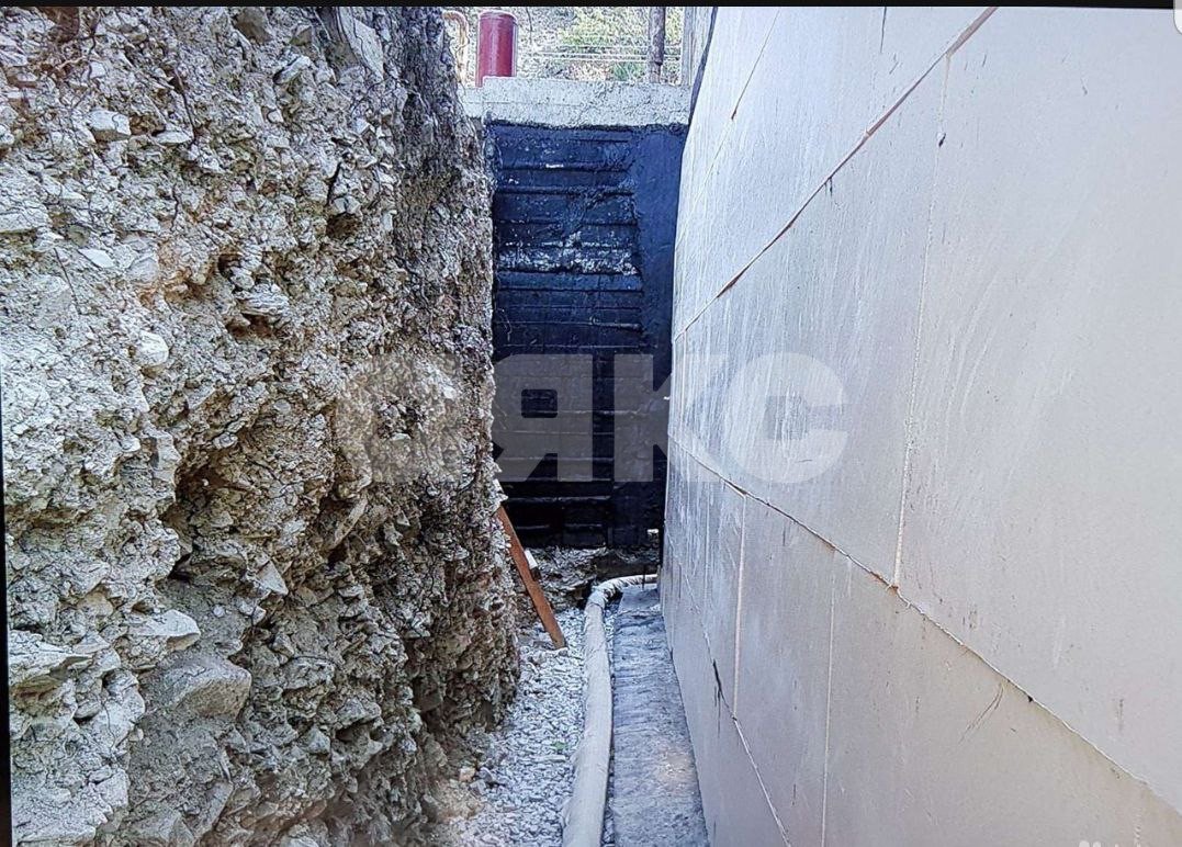 Фото №10: Коттедж 190 м² + 10 сот. - Геленджик, мкр. СНТ Виноградарь-3, ул. Ленина